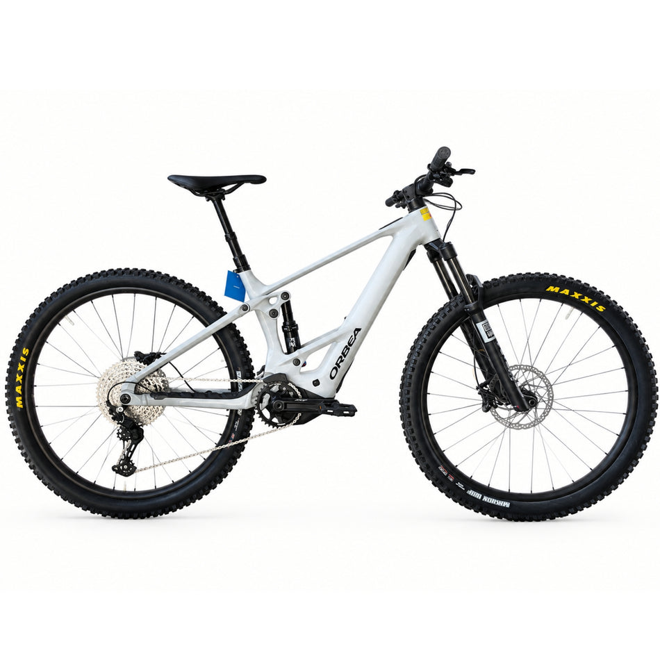 Orbea Wild H30 eMTB full suspension in alluminio, vista laterale completa