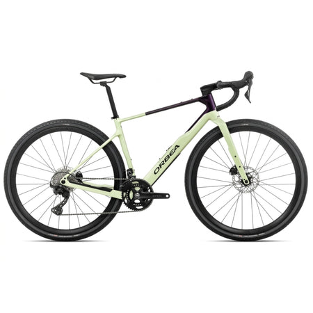 Orbea Terra M30 Team gravel bike in carbonio, vista laterale completa