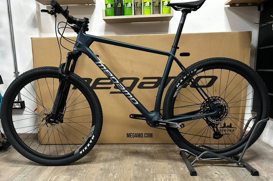 Biciletta MTB Megamo Factory 30 (2024) – La MTB Front in Carbonio per XC e Granfondo