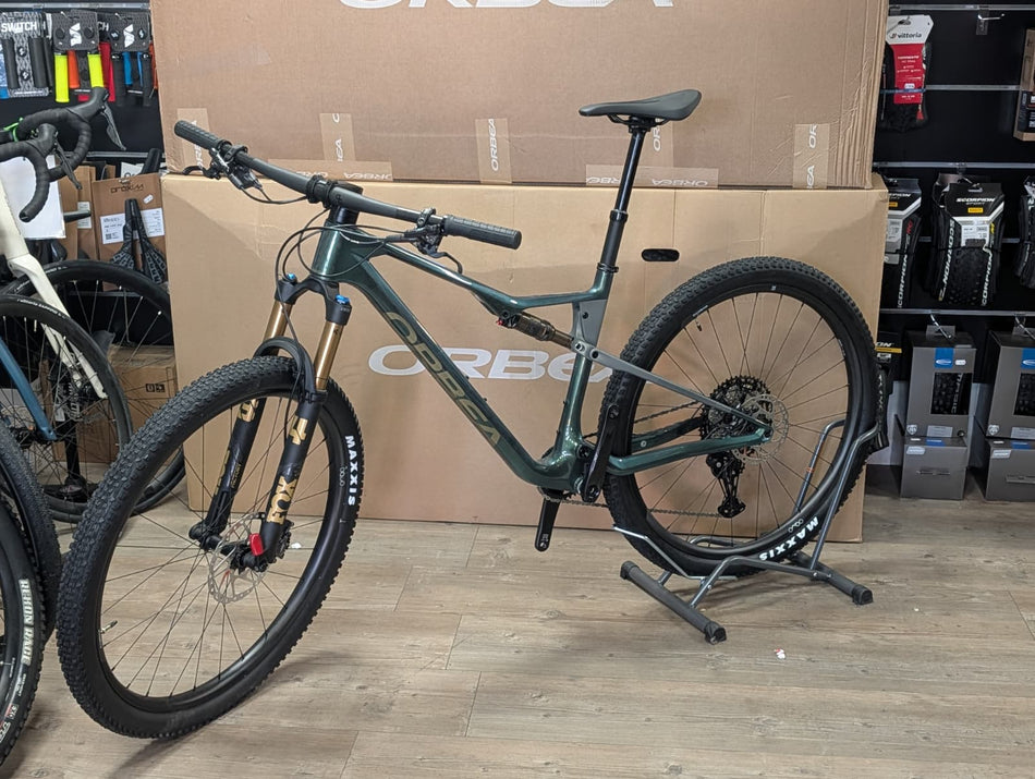 Bicicletta MTB XC Orbea Oiz M10