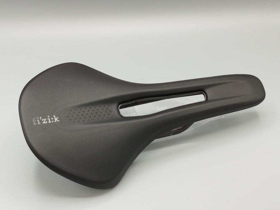 Sella Road Racing con Binari in Carbonio - fizik Vento Antares R1
